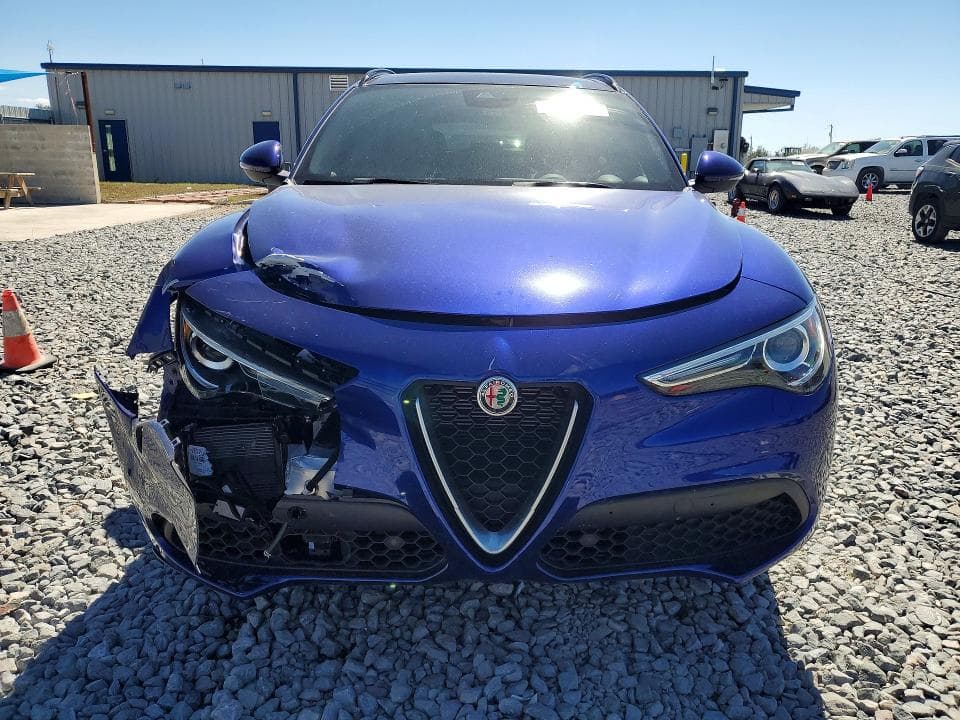 2022 ALFA ROMEO STELVIO TI 5