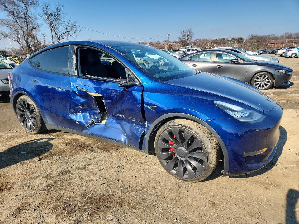 2020 TESLA MODEL Y 4
