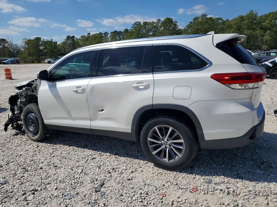 2019 TOYOTA HIGHLANDER 2