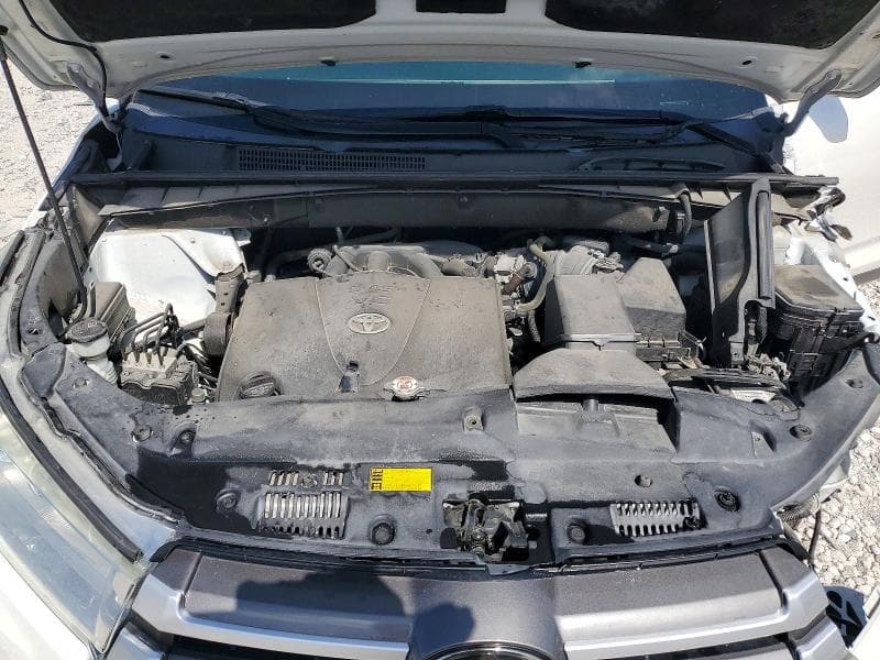 2019 TOYOTA HIGHLANDER 12