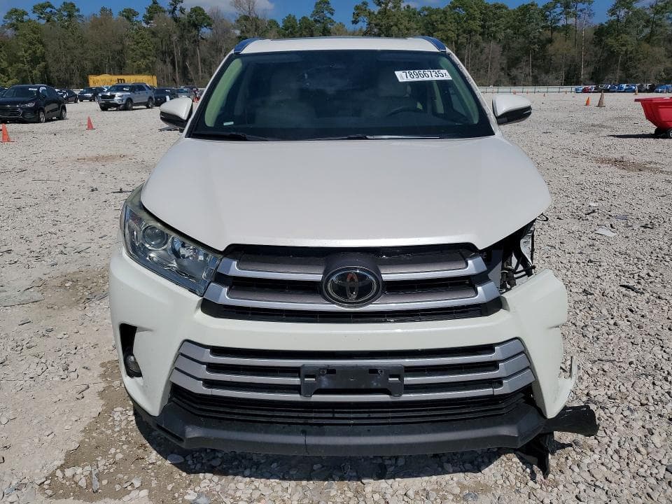 2019 TOYOTA HIGHLANDER 5