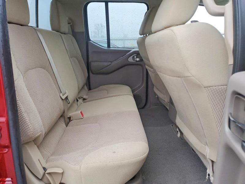 2018 NISSAN FRONTIER SV 10