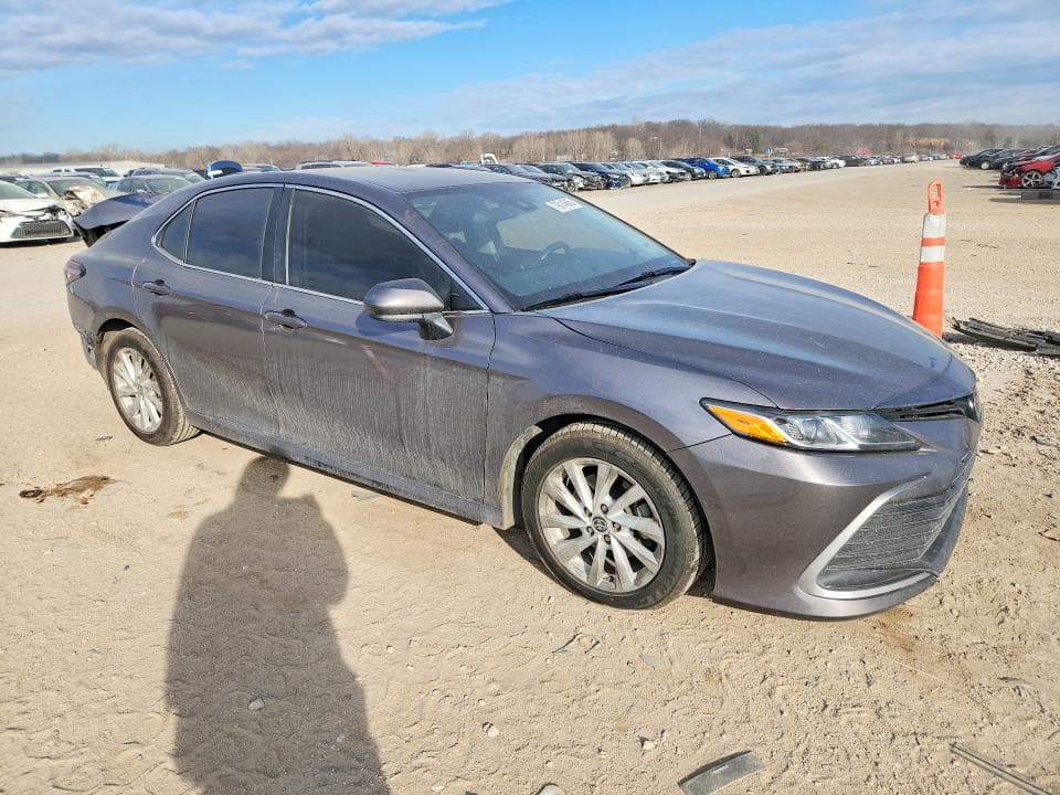 2023 TOYOTA CAMRY 4