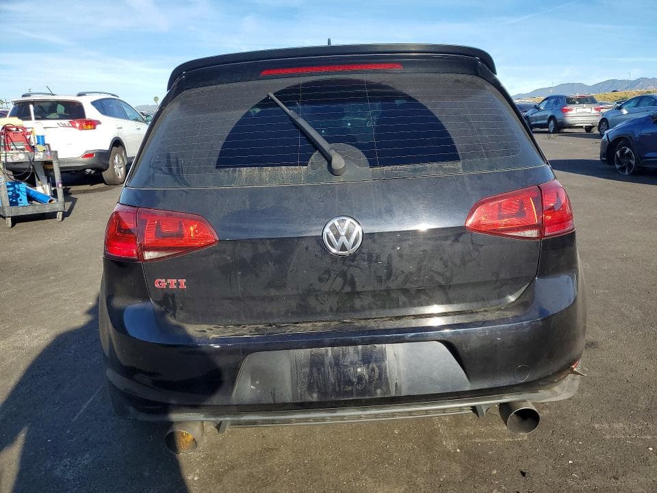 2017 VOLKSWAGEN GTI SPORT 6