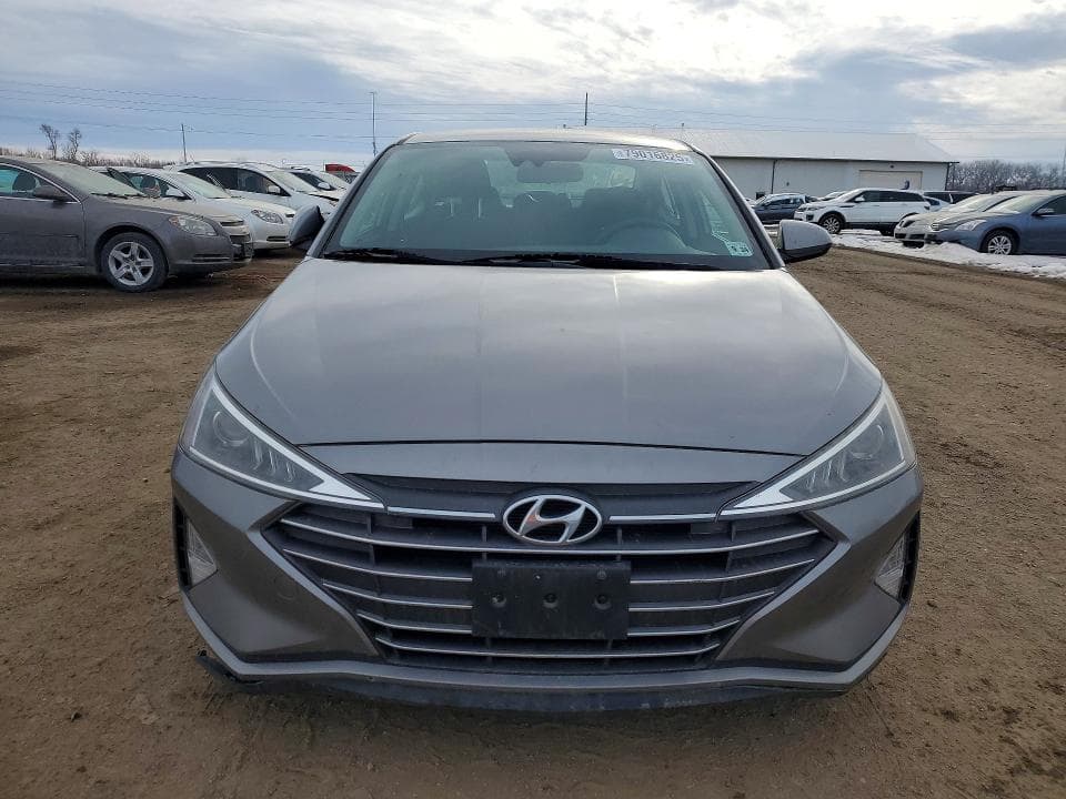 2020 HYUNDAI ELANTRA SE 5
