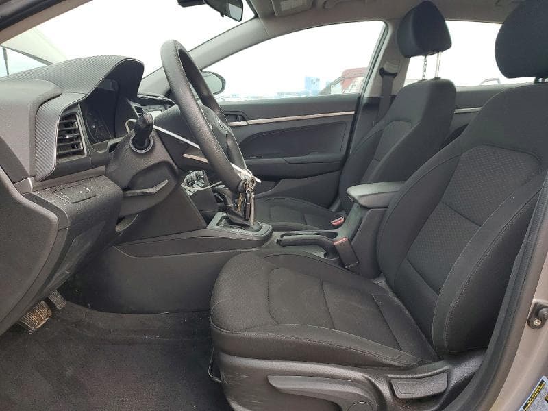 2020 HYUNDAI ELANTRA SE 7