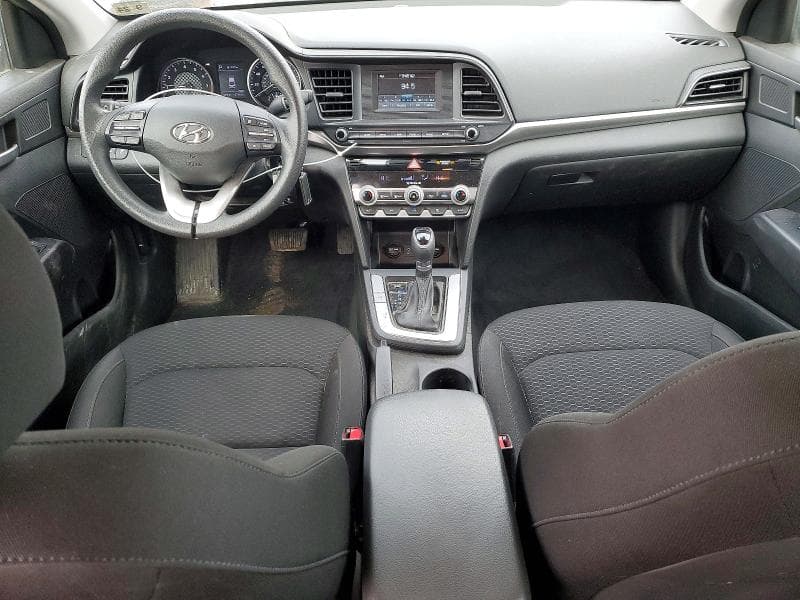 2020 HYUNDAI ELANTRA SE 8