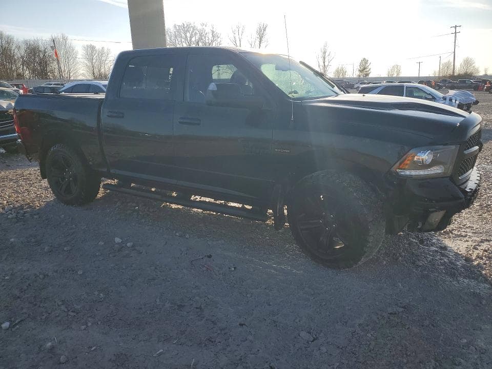 2017 RAM 1500 SPORT 4