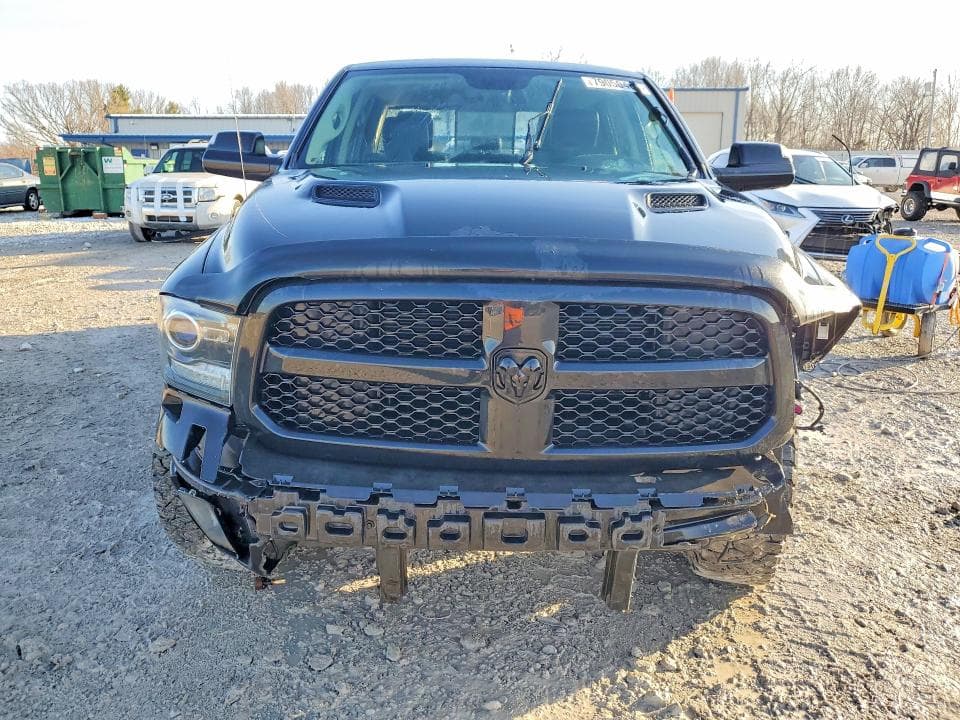 2017 RAM 1500 SPORT 5