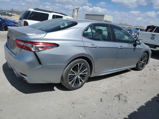 2019 TOYOTA CAMRY 3