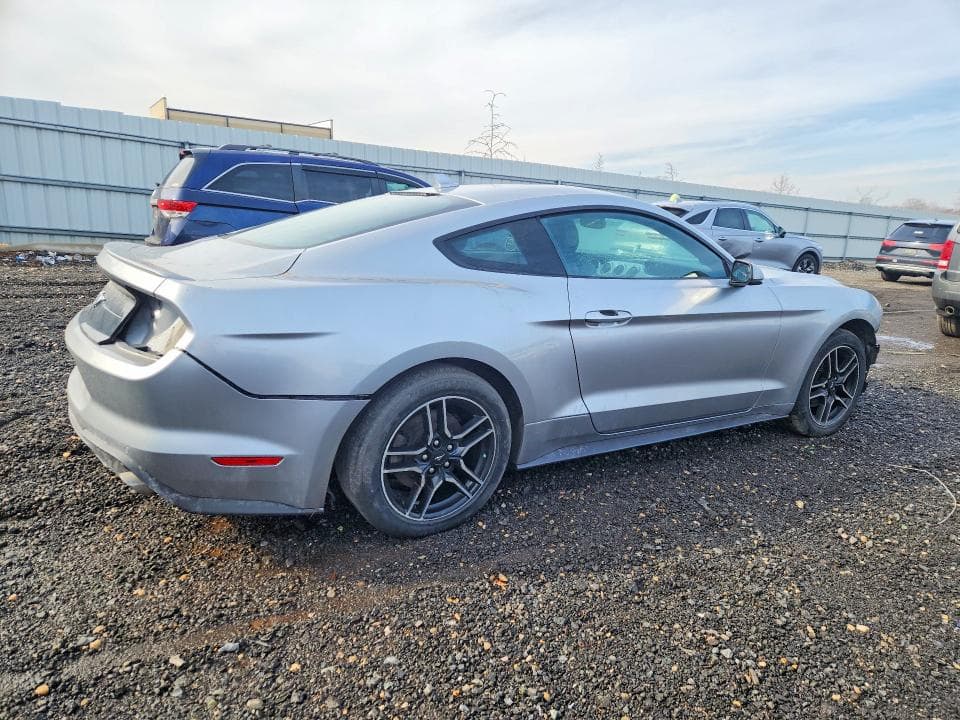 2020 FORD MUSTANG 4