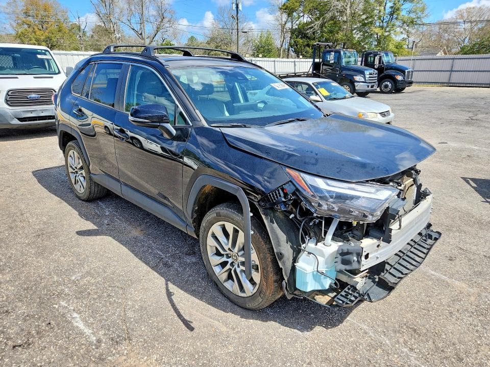 2023 TOYOTA RAV4 XLE PREMIUM 4
