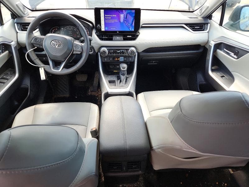 2023 TOYOTA RAV4 XLE PREMIUM 8