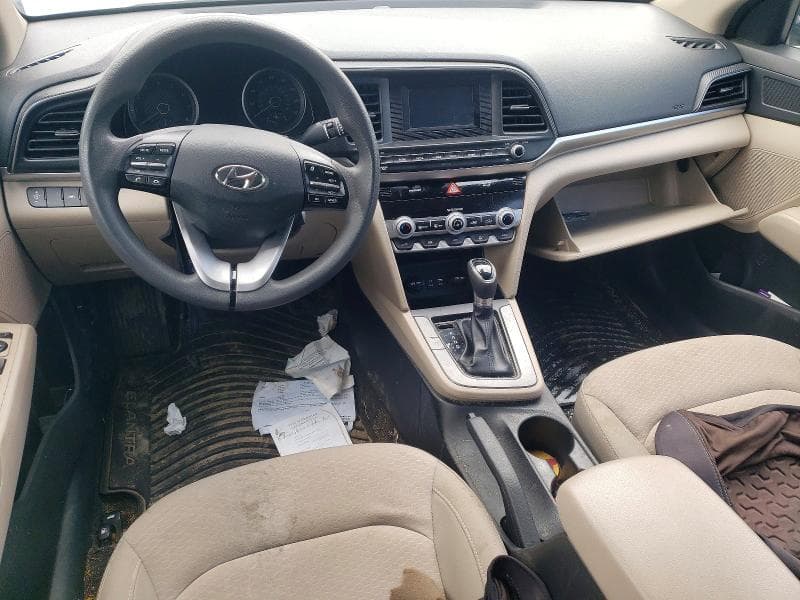 2020 HYUNDAI ELANTRA SE SE 8