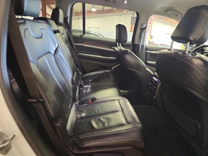 2022 JEEP GRAND CHEROKEE L LIMITED 10