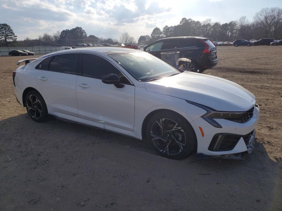 2025 KIA K5 4