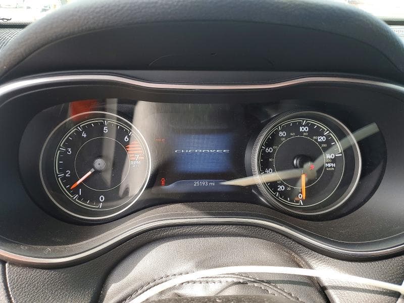 2023 JEEP CHEROKEE ALTITUDE LUX 9