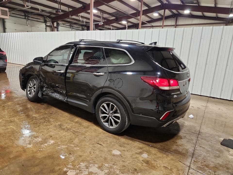 2017 HYUNDAI SANTA FE SE 2