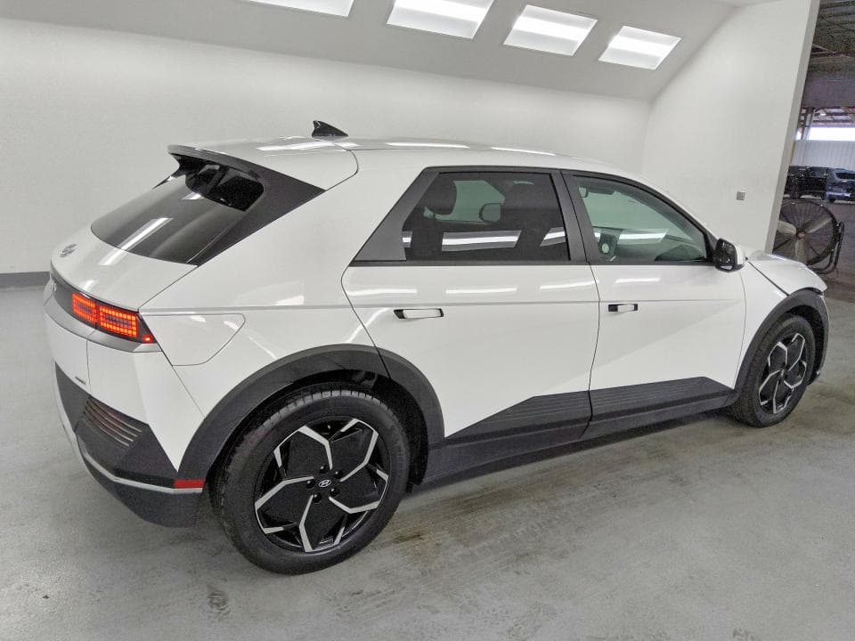 2023 HYUNDAI IONIQ 5 SEL 3
