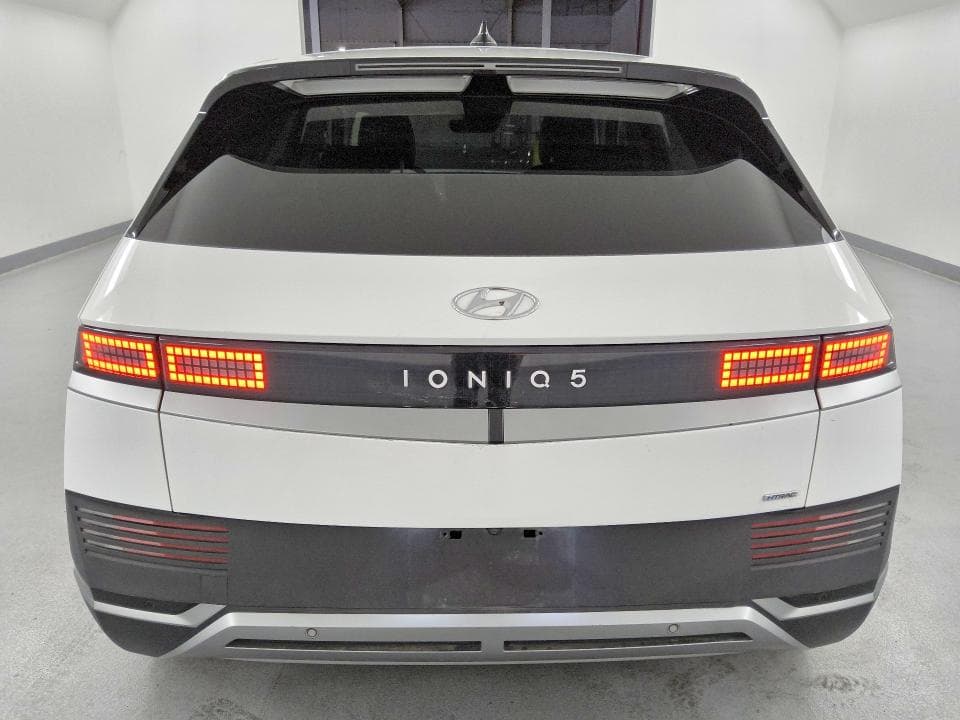 2023 HYUNDAI IONIQ 5 SEL 6