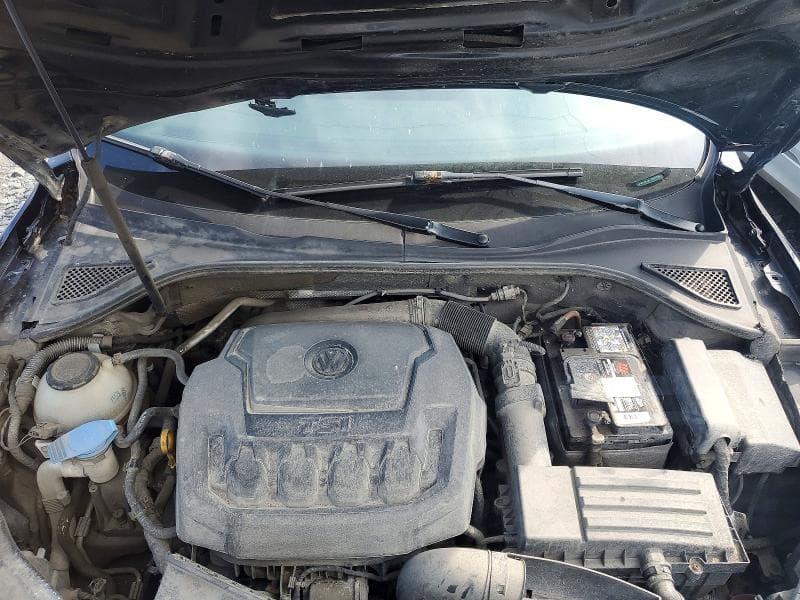 2018 VOLKSWAGEN PASSAT SE 11