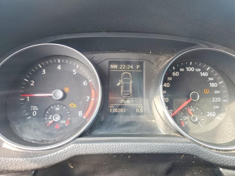 2018 VOLKSWAGEN PASSAT SE 9
