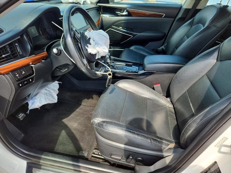 2017 KIA CADENZA PREMIUM PREMIUM 7