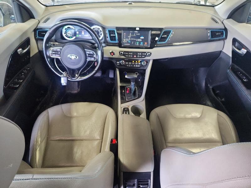 2017 KIA NIRO EX TOURING 8