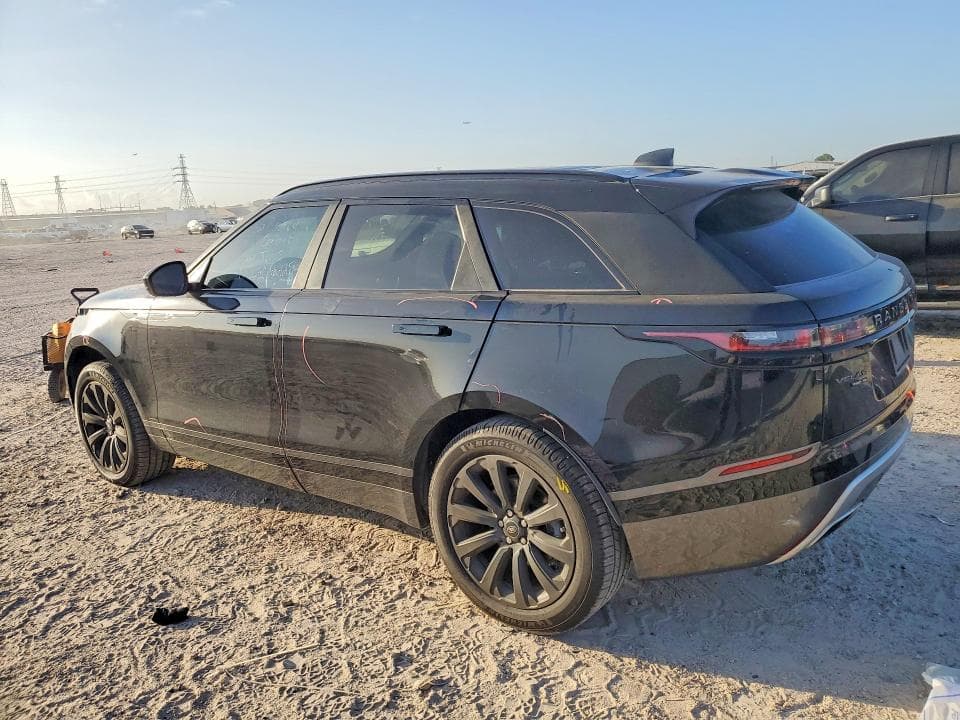 2018 LAND ROVER RANGE ROVER VELAR R-DYNAMIC SE 2