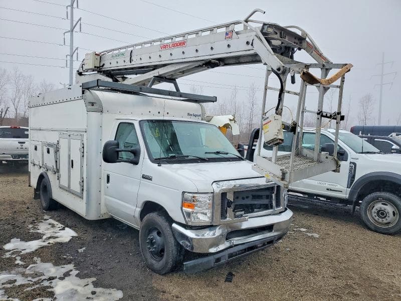 2019 FORD E-450 BUCKET UTILITY VAN E350 SUPER DUTY VAN - 1
