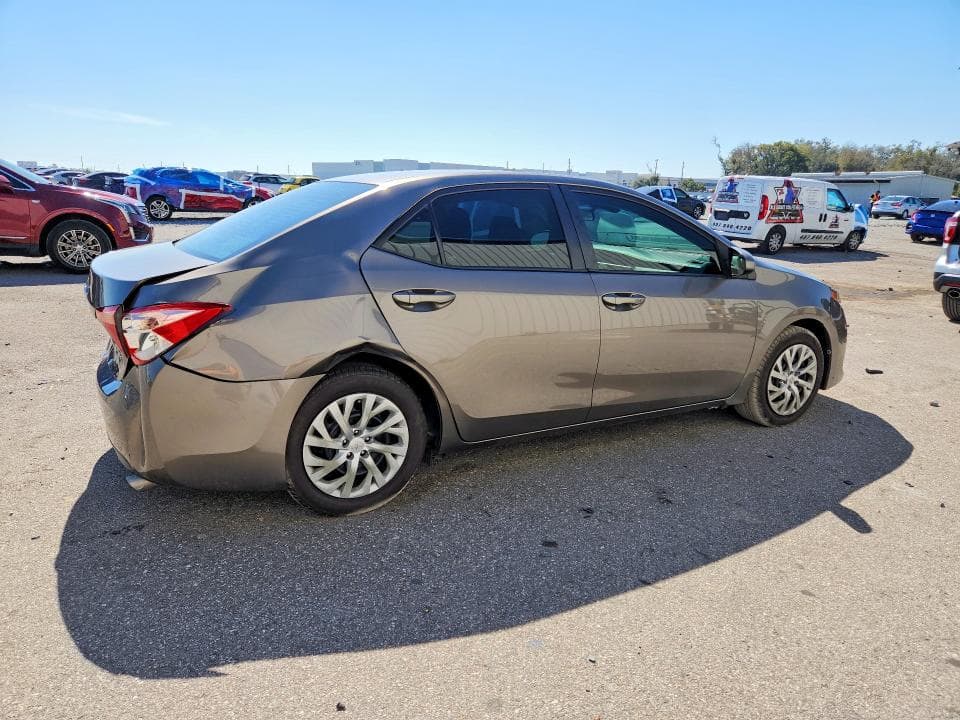 2019 TOYOTA COROLLA LE 3