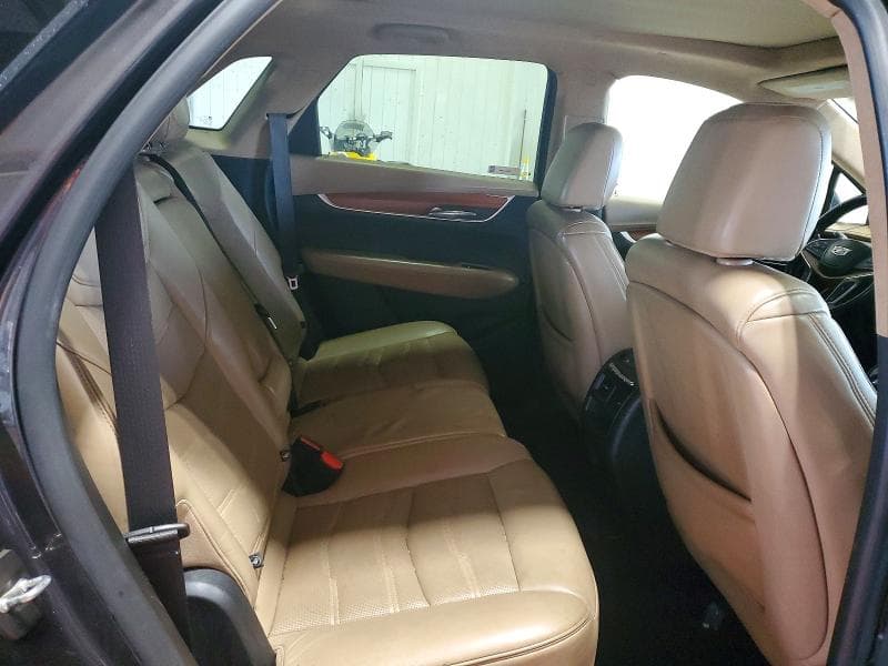 2018 CADILLAC XT5 PLATINUM 11