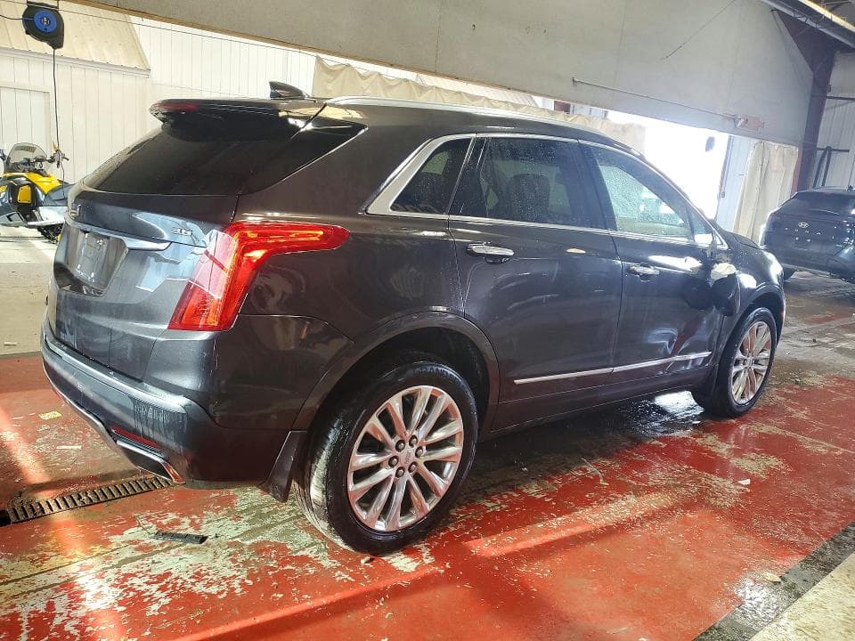 2018 CADILLAC XT5 PLATINUM 3