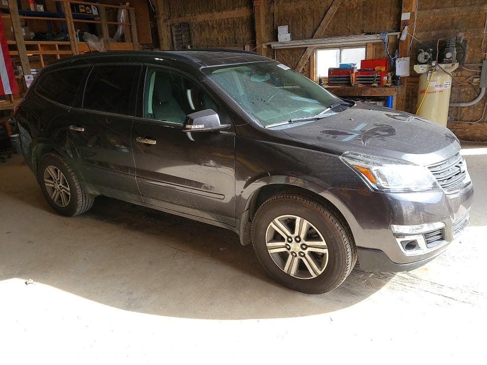 2017 CHEVROLET TRAVERSE 4