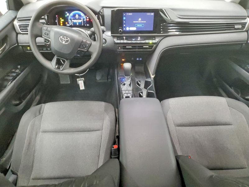 2026 TOYOTA CAMRY LE 8