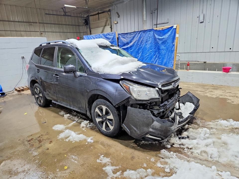 2017 SUBARU FORESTER 4