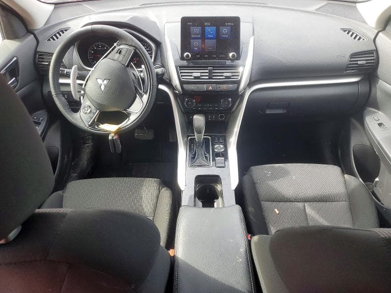 2024 MITSUBISHI ECLIPSE CROSS LE 8