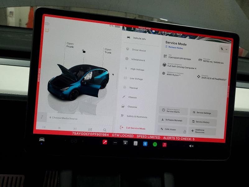 2023 TESLA MODEL Y 9