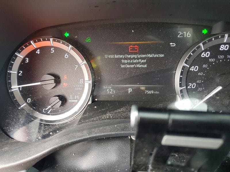 2025 TOYOTA HIGHLANDER XLE 9