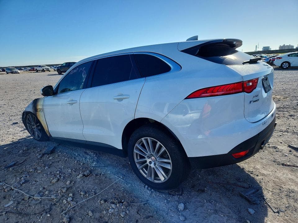 2017 JAGUAR F-PACE 2