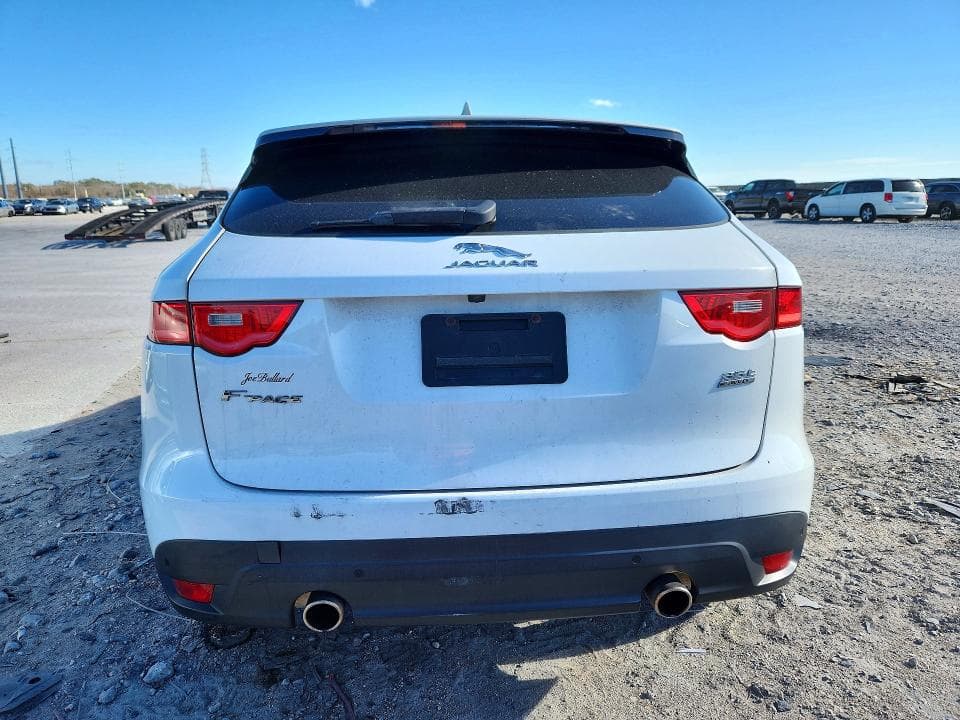 2017 JAGUAR F-PACE 6