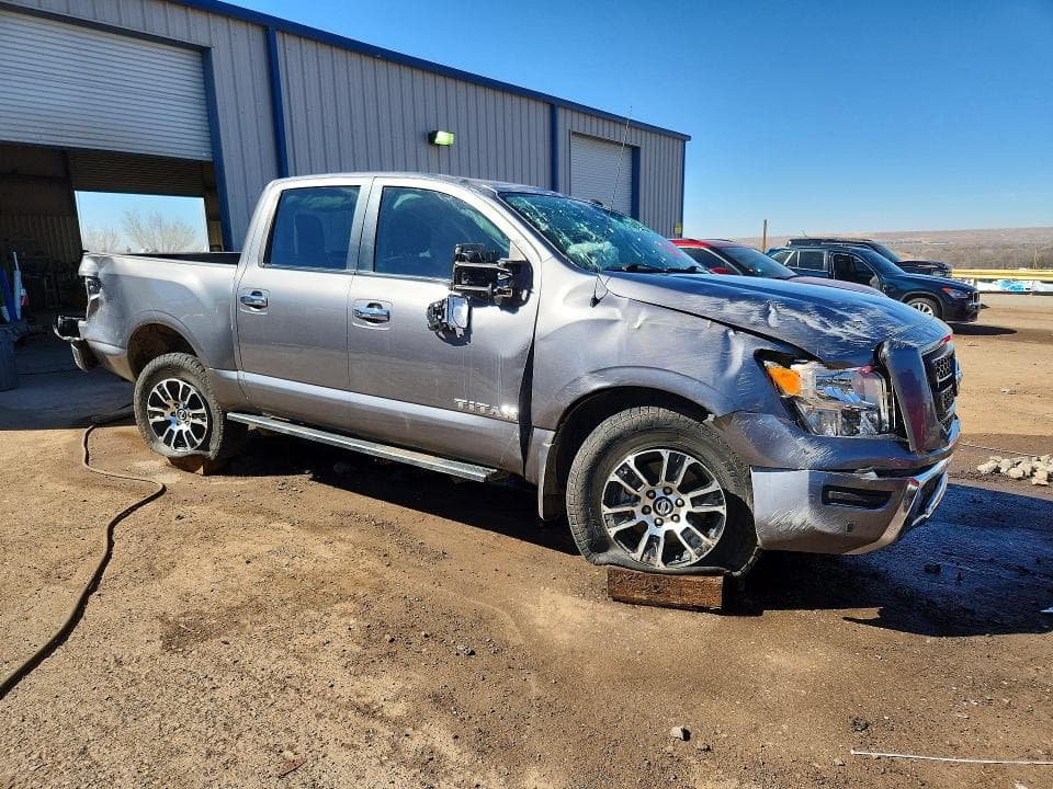 2021 NISSAN TITAN SV SV 4