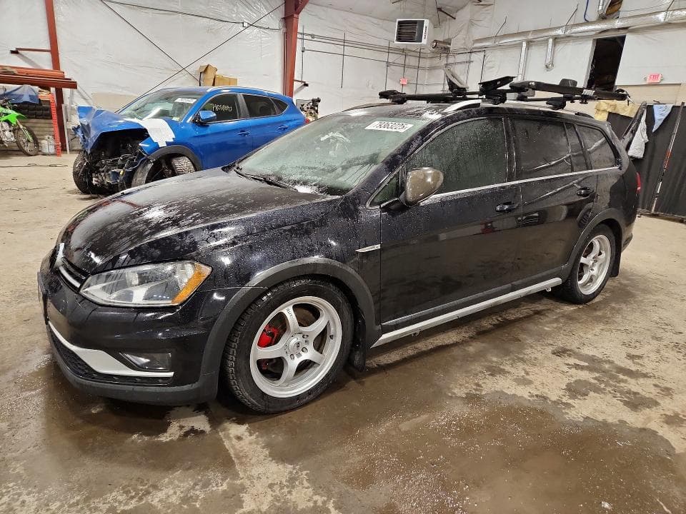 2017 VOLKSWAGEN GOLF ALLTRACK S S - 1