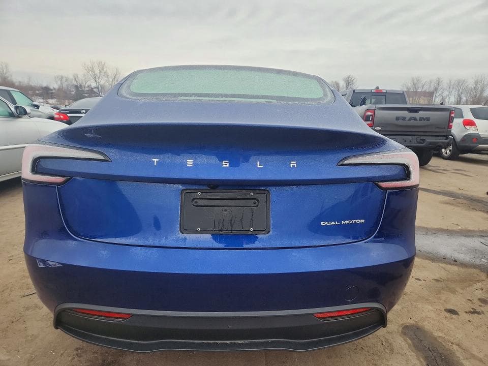 2024 TESLA MODEL 3 6
