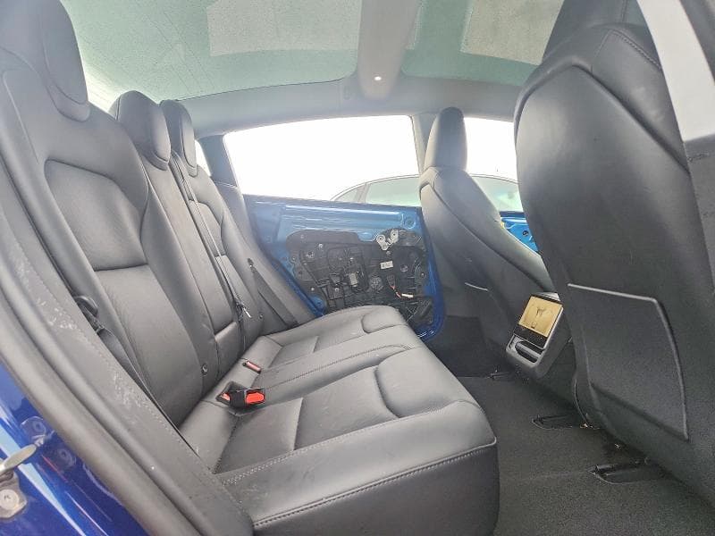 2024 TESLA MODEL 3 10