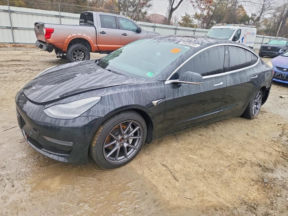 2019 TESLA MODEL 3 1