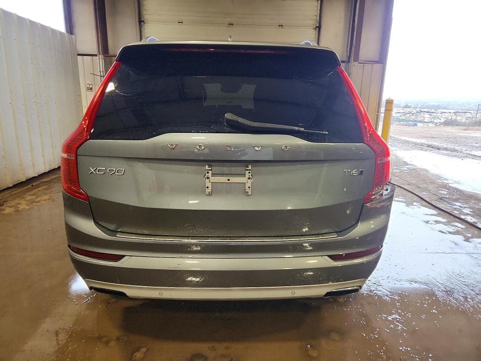 2017 VOLVO XC90 T6 6