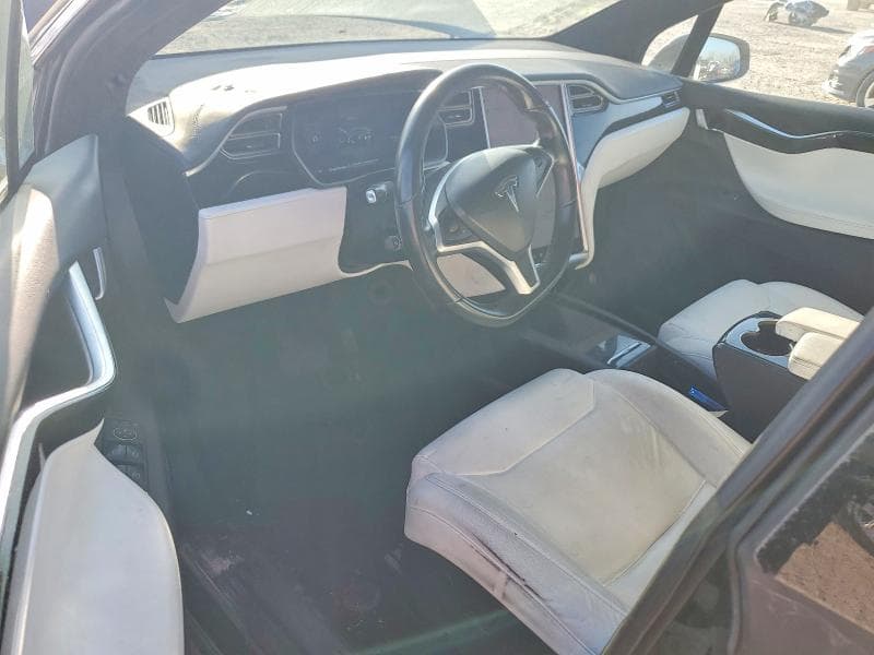 2017 TESLA MODEL X 8