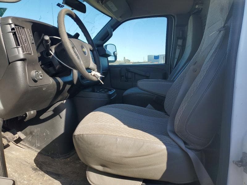 2017 CHEVROLET EXPRESS G2500 7