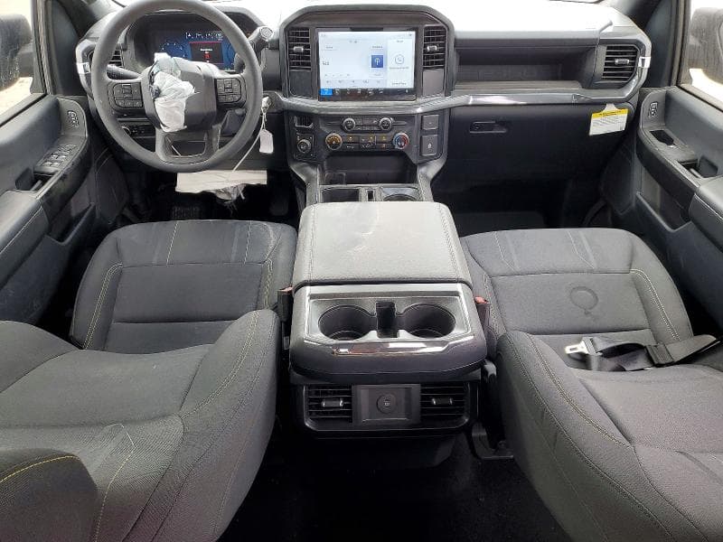 2025 FORD F150 STX 8